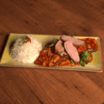 RAȚĂ ÎN SOS DULCE ACRIȘOR-<br>DUCK WITH SWEET AND SOUR SAUCE